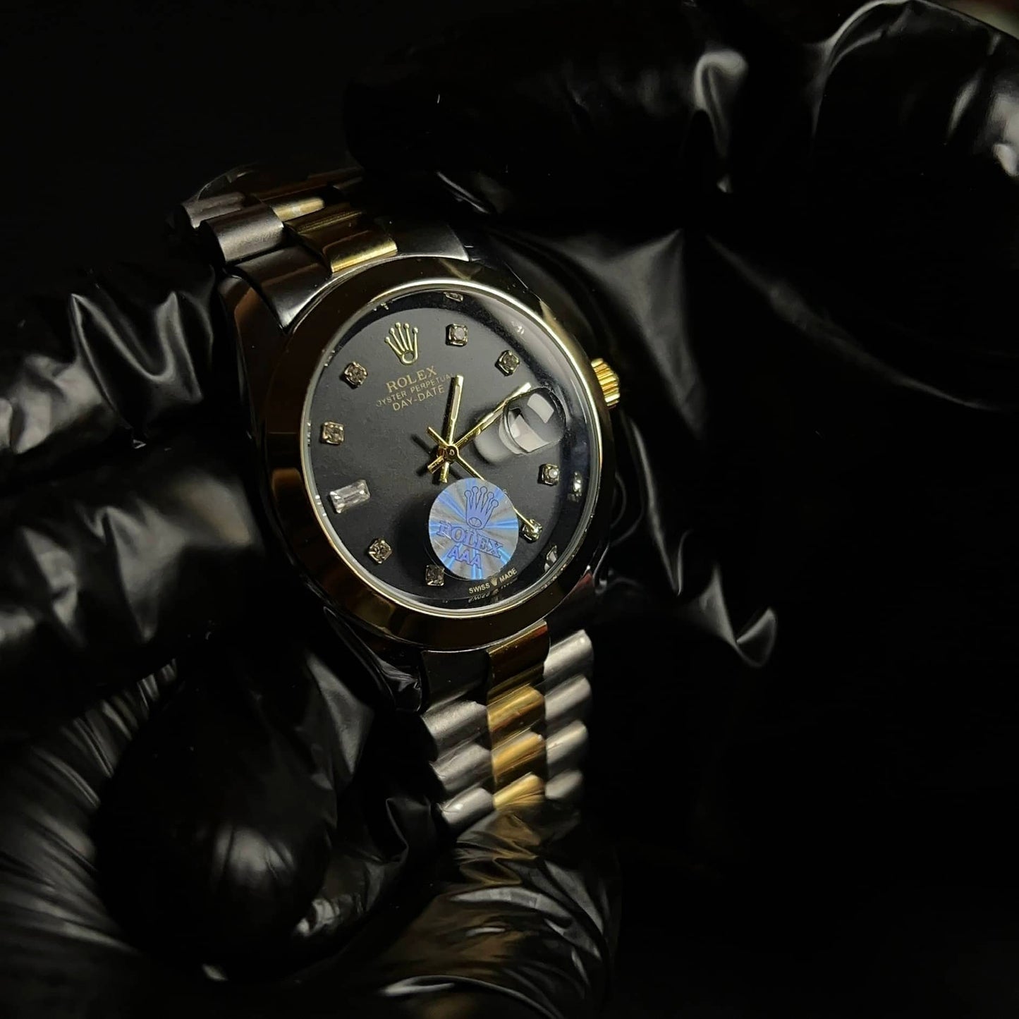 Rolex Oyster Perpetual Datejust Simple bezel - Black Dial two tone