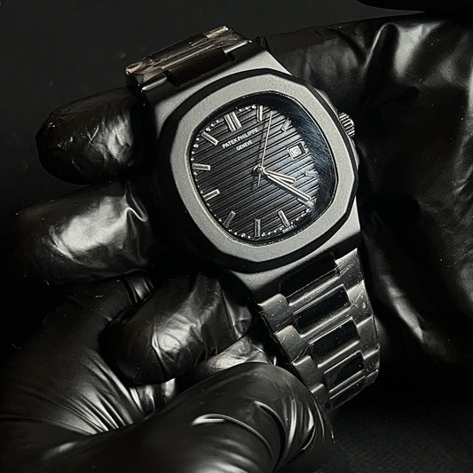 Patek Philippe Geneve Mate Black dial with date
