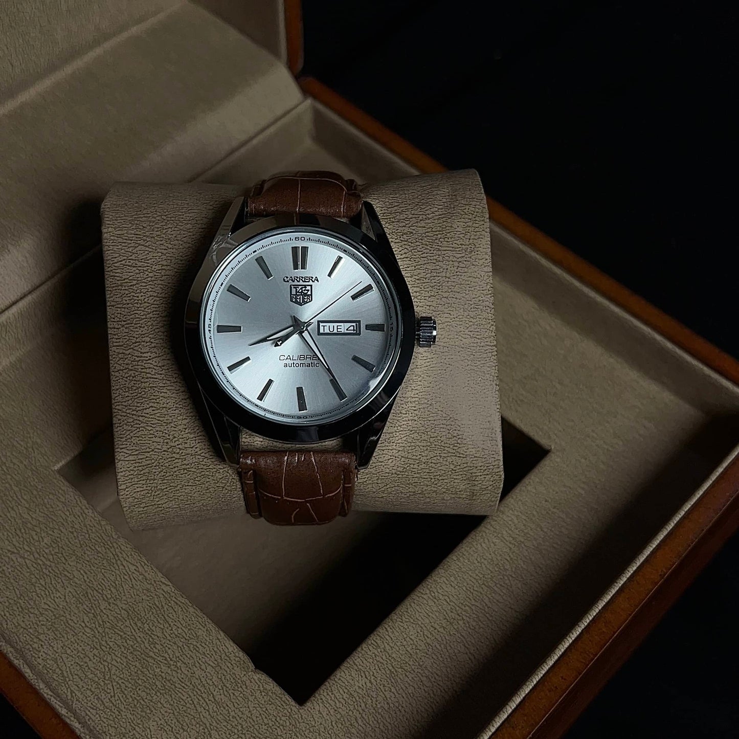 Tag Heuer Silver Dial Watch – Day & Date Display