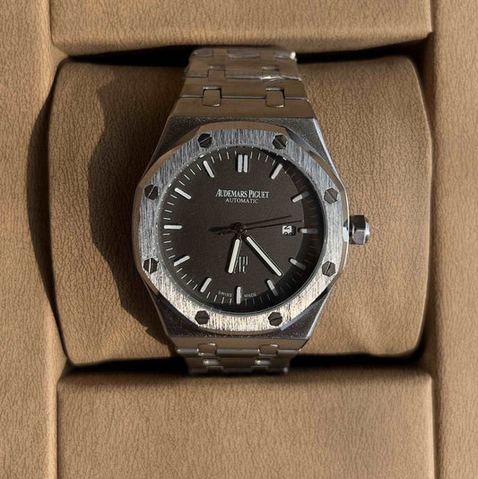 Audemars Piguet Royal Oak – Black Dial Stainless Watch